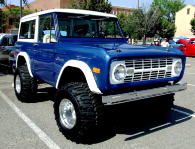 Ford Bronco 1